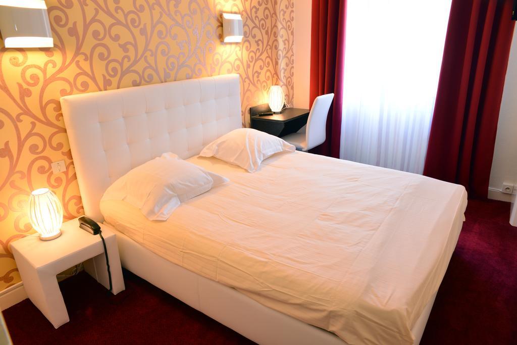 Hotel Le Square Aurillac Ngoại thất bức ảnh